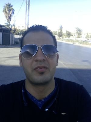 YMh32EwgxwaTYok's profile picture. 