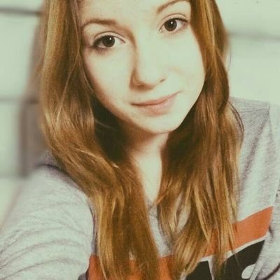 MiszkaaSweetes's profile picture. Brak perfekcji jest piękny , szaleństwo jest geniuszem , i lepiej być absolutnie niedorzecznym niż absolutnie nudnym  . ~ Marylin Monroe