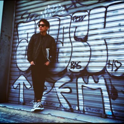 佐藤亮太 そうだ 最近彼女がよく泣く うざいなんて思ってないし 俺のために涙ながしてくれる人は 俺の彼女だけだなってねっ 本当は嬉しくて照れてるんだよーんw 人生に欠けちゃいけない人だな ってつくずくおもう いつも ありがとう