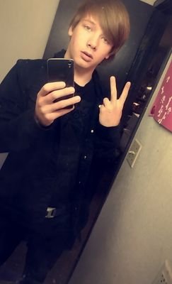 avavav1616's profile picture. I like artistic culture, love music, like singing and dancing.