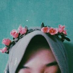 indahnur18's profile picture. move account @indhhvf