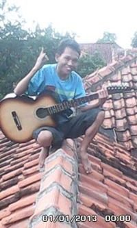 Aguzbule488's profile picture. I am a
good-hearted who
likes to help and help
others also big fans jkt48 /
私は良い心を持った大ファ
ンを助け、また、他の人を
助けるのが好き誰だjkt48