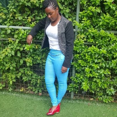 _deres's profile picture. we all Gods image..coupishe!