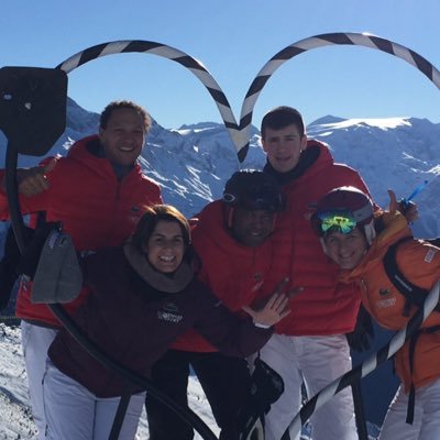 FrantzGVK's profile picture. Ostéopathe DOF @nantesfr 
♯VolleyBall - 318 sélections 🇫🇷 @ffvolley 
@NRMV44  - JO ♯Athène2004 #WorldOlympians