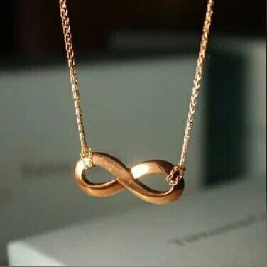 1995Luck's profile picture. 