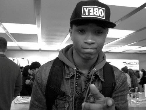 Luis_Varton's profile picture. Simple life that makes me a simple guy.