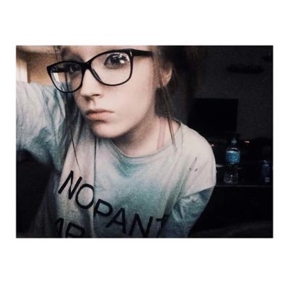 alyy_83's profile picture. 