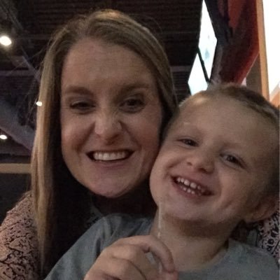 LindseyDaniel10's profile picture. 