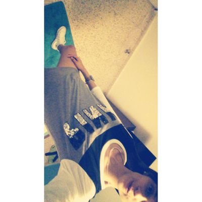 KarolaynSauri's profile picture. Me preocupo menos, sonrio mas