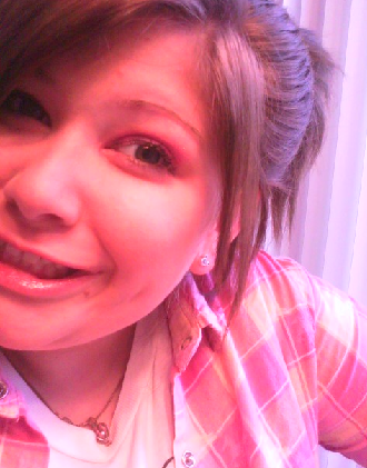 Hey! I'm Danielle, Call Me Danni. Live In Alabama, I Is Female. Tweet Me Up!