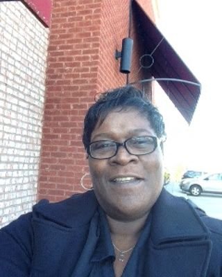 LonzettaClevel2's profile picture. Singer /Songwriter, etc.