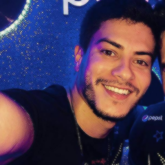 projectarthurz's profile picture. Se eu não te amasse tanto assim Talvez perdesse os sonhos Dentro de mim E vivesse na escuridão ♥