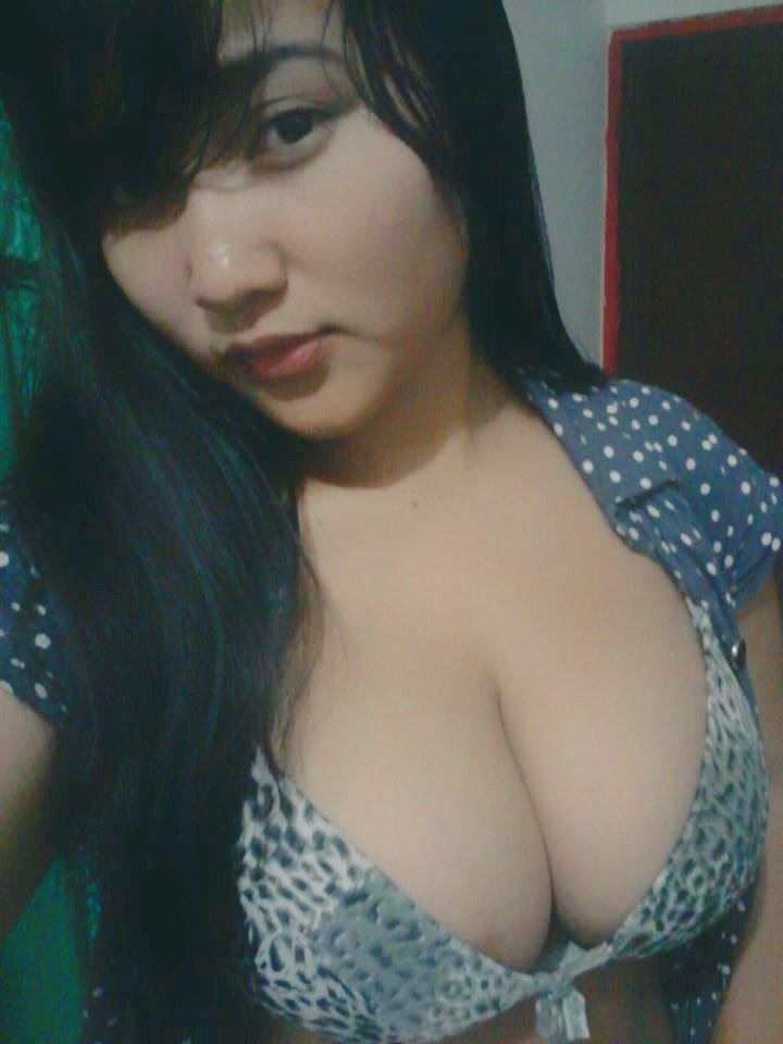 - Tante Ratna -