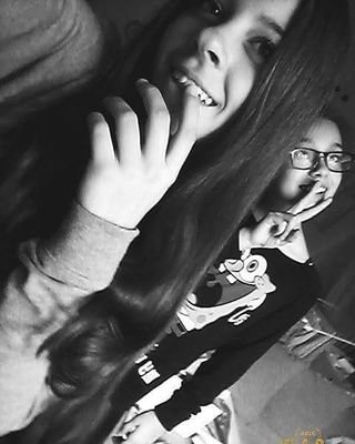 follow for follow❤
Black Veil Brides❤
Green Day ❤
Slipknot❤
i like horses and i ride 6years❤
my best team is the Chelsea❤