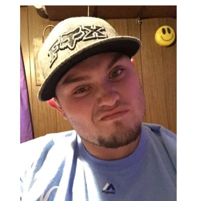 coffeeiii's profile picture. what's up every one??