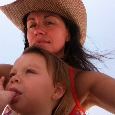 AlbaAnnieClevel's profile picture. Spanish, Food-Based Healing and Qigong teacher