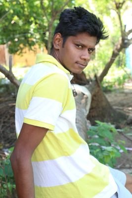 vino83227207's profile picture. 