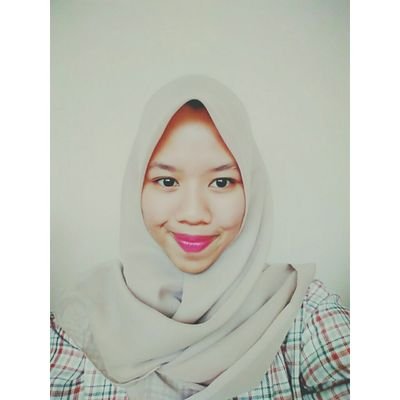 mutiarachndn's profile picture. 