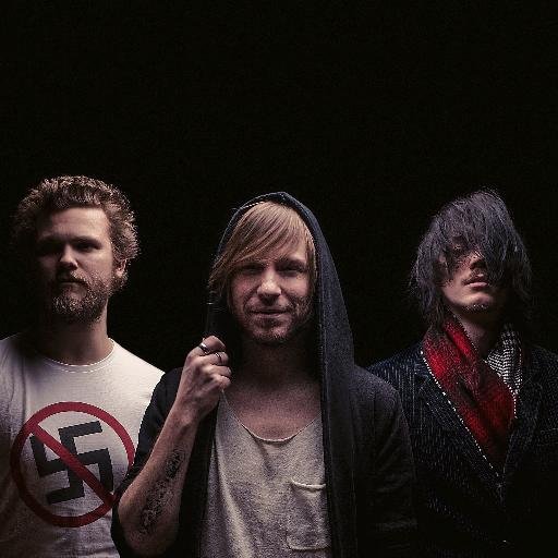 Rednovaofficial's profile picture. Official Twitter for alternative rock band Red Nova.