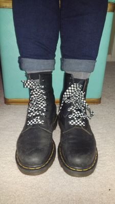 pinkracerx's profile picture. bikes, boards, dogs, clogs, god and old skool ska