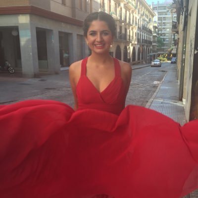 miriamsanz3's profile picture. ⚖️📚