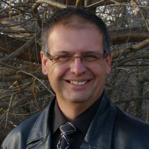 Market Specialist - Entertainment at DataVisual. check out the backstage cowboys podcast https://t.co/tSpN0cIk3U