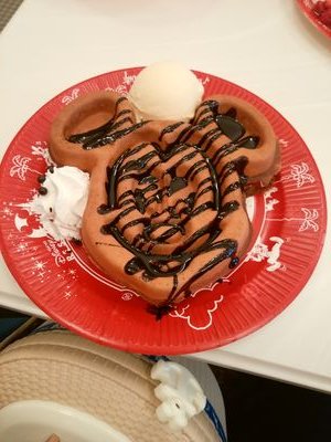 littlestars0520's profile picture. バイナリーオプション全然勝てないやつです😭
みなさんを参考にさせてもらいたいです
欲を出しては負けるタイプです
メンタル強化必要　いいおっさんなのにメンタル弱いわぁ
ツール販売　アフィリ　すみませんがお断りです
普通にバイナリーオプションの話がしたいです
勉強熱心な方大歓迎　