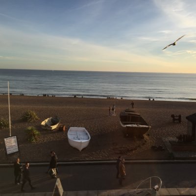 suhuei16's profile picture. 