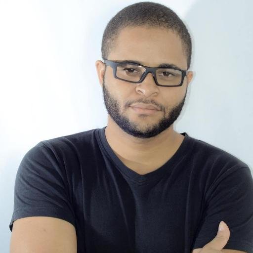 LeanVasconcello's profile picture. Vou tentar outra vez.