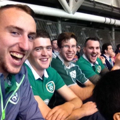 Kinsale, Ireland. 
Chelsea fan and football enthusiast.
🇪🇦🇮🇪🇫🇷 🥁🎸