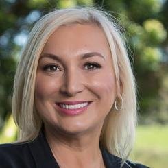 MD of Recruitment Edge, south-east Sydney's leading recruitment agency; former Chair, Botany BEC; passionate about giving back to the community; wife & mother