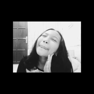 Azrasoniqbaale's profile picture. everything has changed o:)