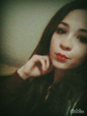 lyn1409's profile picture. Le secret en amour, ce n'est pas d'être aveugle mais de fermer les yeux quand il le faut !