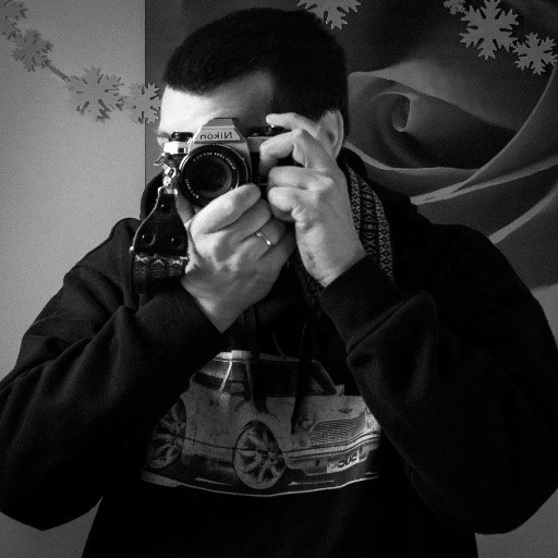 General nice guy! Who like's making pictures. Fan of black and white Photography/#streetphotography