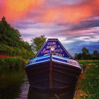 Your team for regular & reliable deliveries of solid fuels, diesel, gas etc to boats & canalside properties around the Four Counties Ring, River Weaver