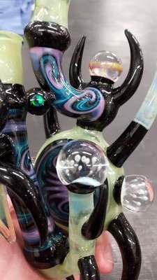 Glass Artist and Stock Trader, all art is my own work, all stock charts are just ideas and NOT financial advice 
The Green Team discord link below