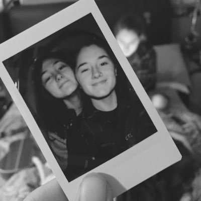 maiaa313's profile picture. she / her