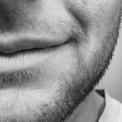 WBee12's profile picture. 