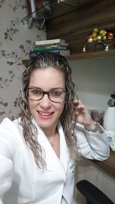 Nutricionista por amor e formação/
Sócia do CR - Centro de Terapia e Nutrição
