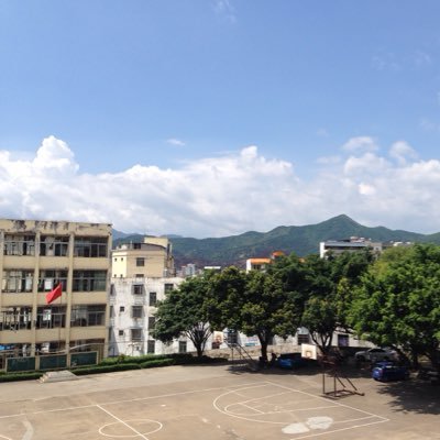 1413daily's profile picture. 