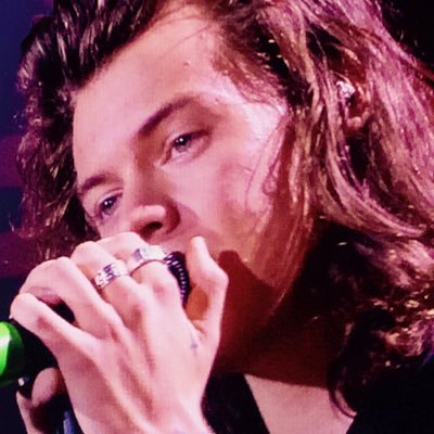 ❤️HARRY, PRETTY PLEASE FOLLOW? Dedicated to One Direction and the lovely Harry Styles.❤️ We follow back - it's the polite thing to do! ✌️ONE LOVE!
