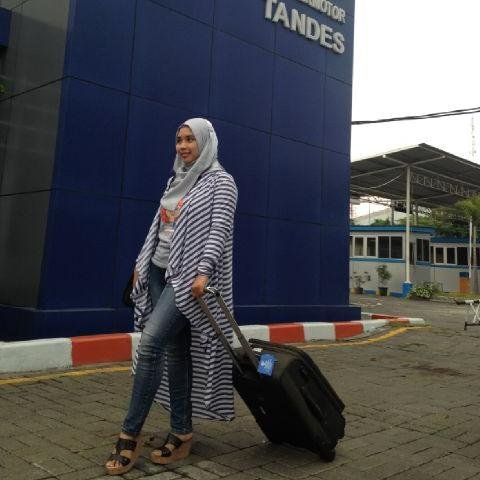 SevyPratiwi's profile picture. 