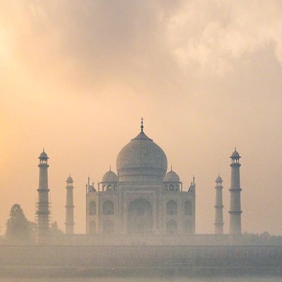 Showcasing the beauty of Indian architecture, culture and people. ------ I follow back! -----