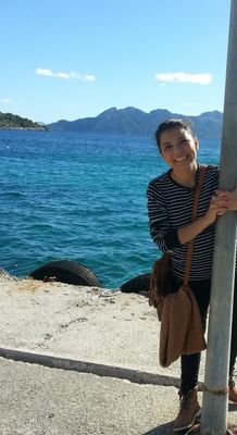 claudiacamposz's profile picture. 