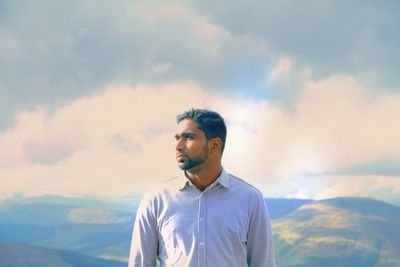 hilmihilu's profile picture. 