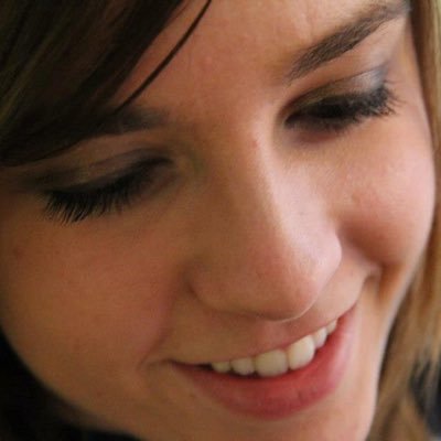 idoiadecarlos's profile picture. Periodista e historiadora. Me gustan las personas anónimas con historias que contar. Concejala de @GeroaBaiUharte y burukide de @EAJPNVNafarroa