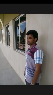 kkarthi727's profile picture. 