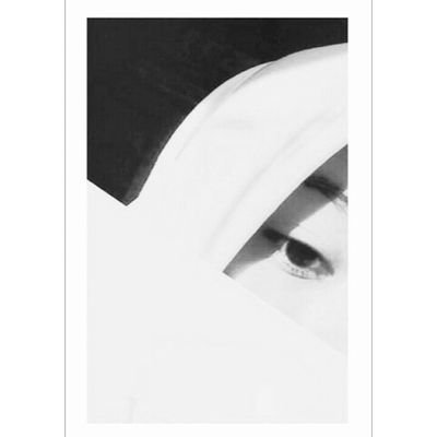 Nharti_'s profile picture. Allah SWT