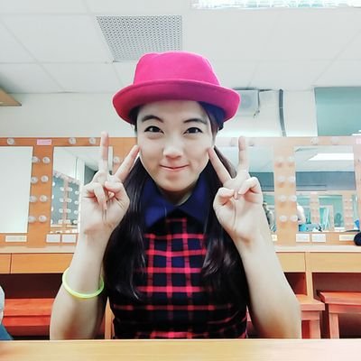 +852 → +886
DreamCatcher_Actress
❤Acting/Dancing/Travelling/PhotoTaking
catch the moment and scrap your life