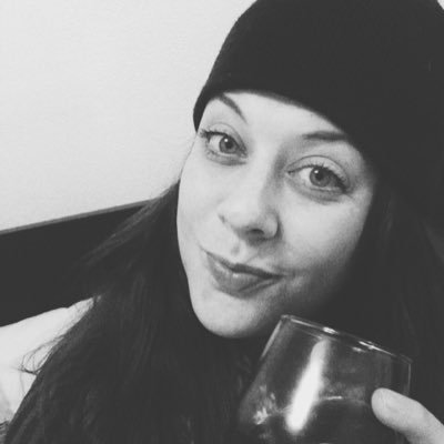 Piña coladas, cats, magic tricks... other stuff.
Come work with me at @simple